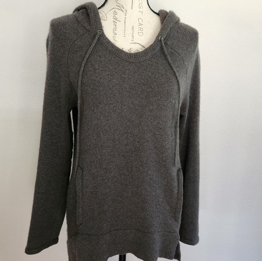 Design History Cashmere Hoodie Leather Patch Elbows